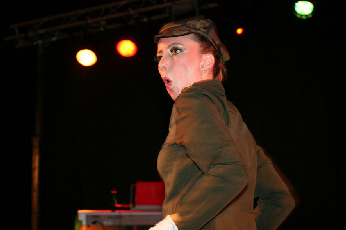 Demoiselles Mi-Sticks
